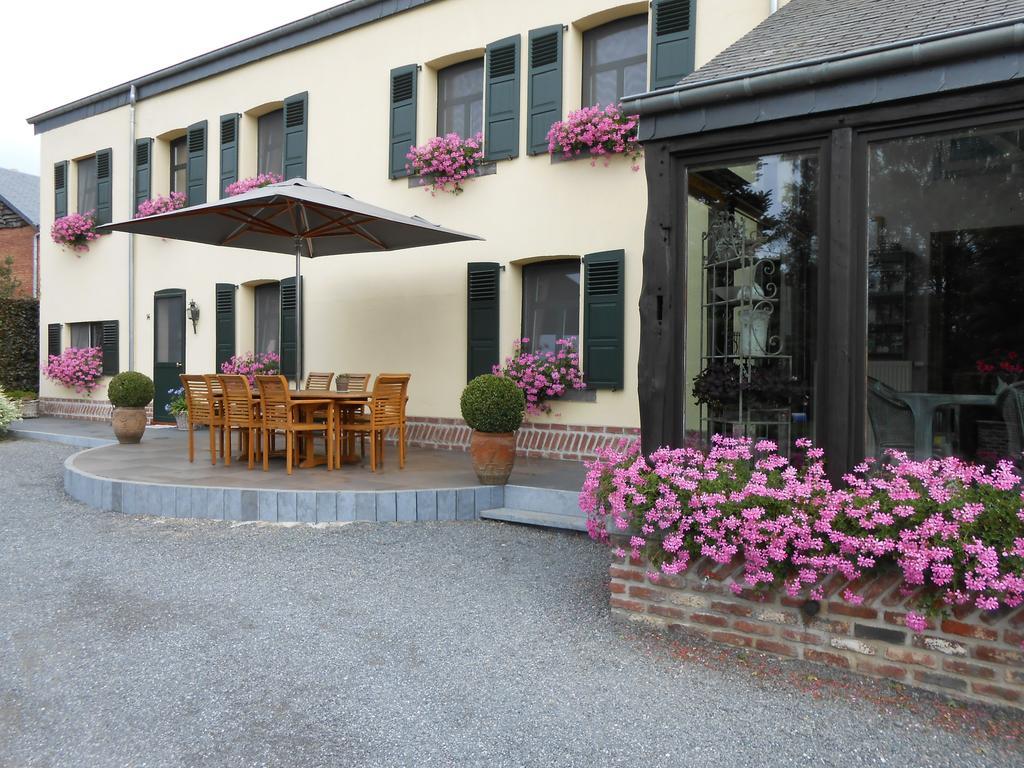 Le Bien-Aller Des Perets Hotel Saint-Hubert Exterior photo